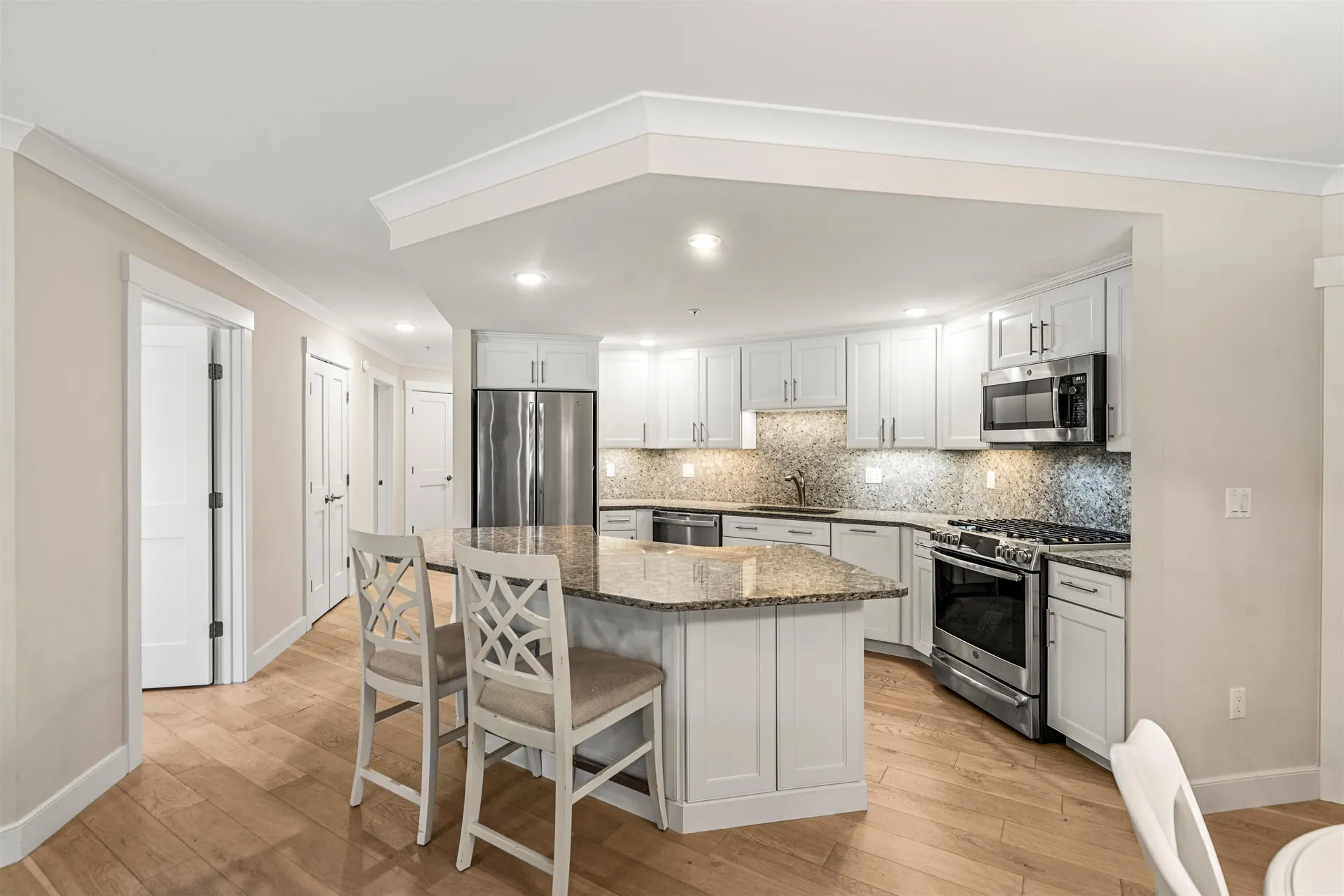 2075 Lafayette Road Portsmouth NH 03801