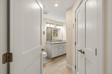 2075 Lafayette Road Portsmouth NH 03801