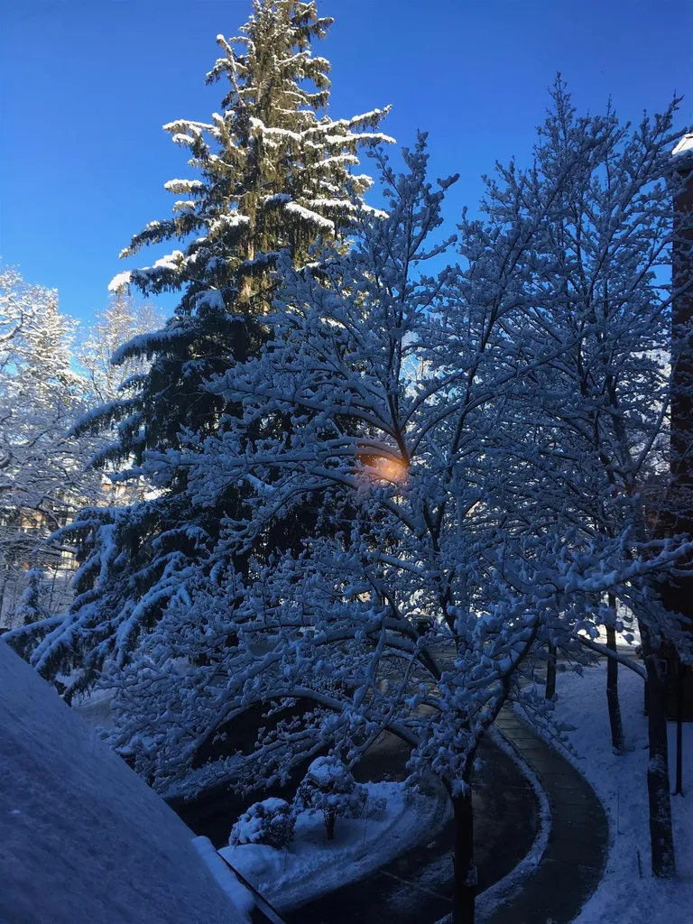 300 River Road Manchester NH 03104