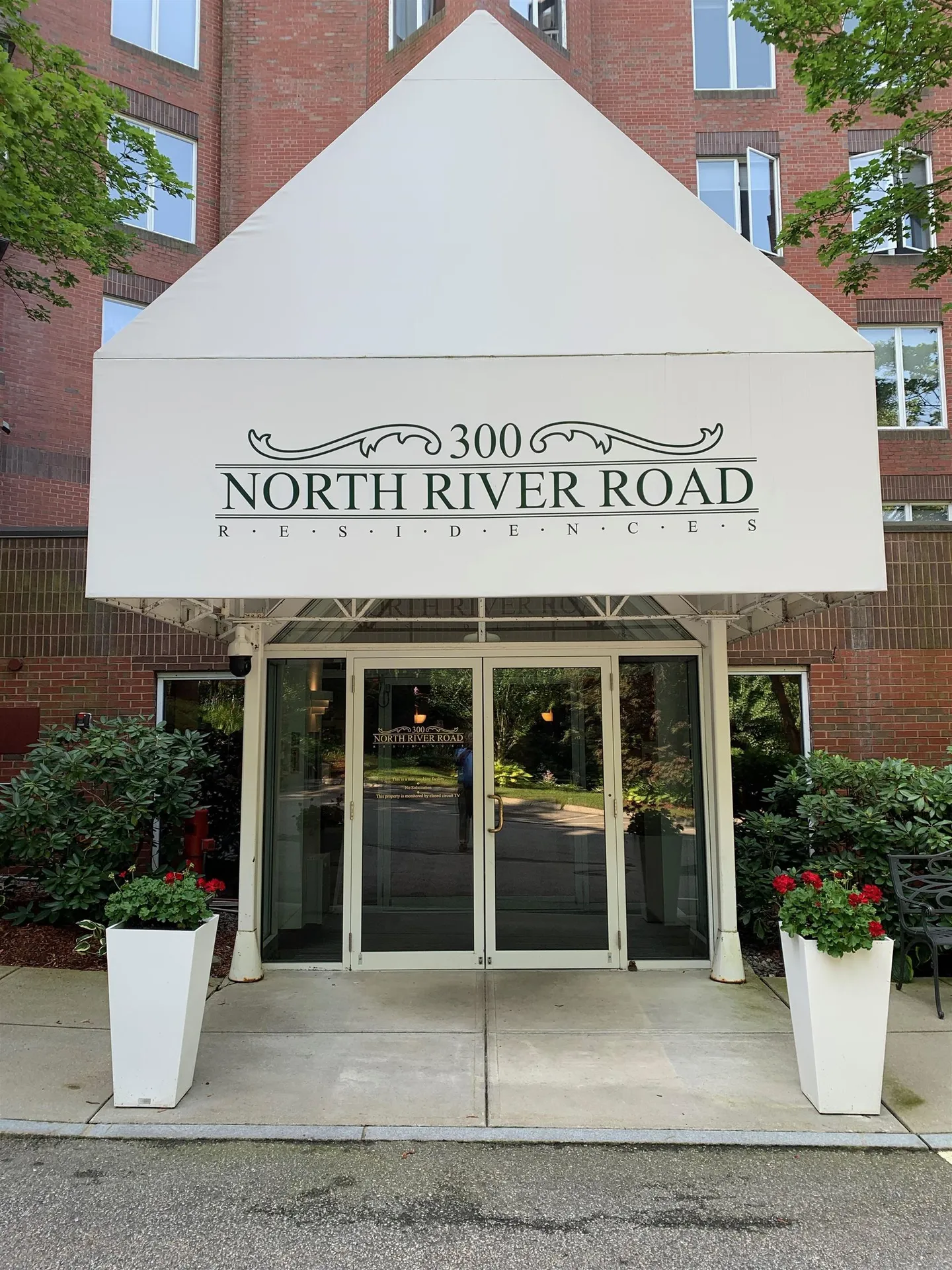 300 River Road Manchester NH 03104