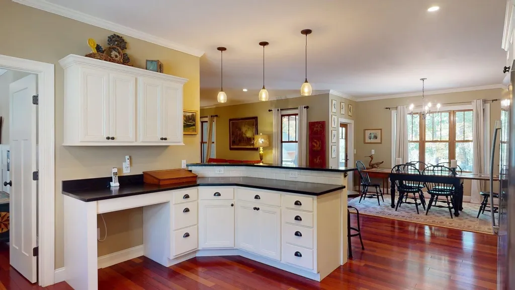 102 Fieldstone Road Hopkinton NH 03229