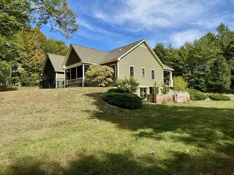 102 Fieldstone Road Hopkinton NH 03229