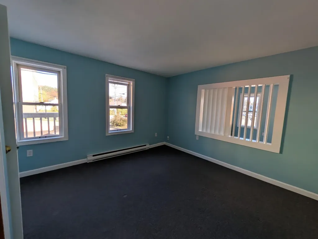 3 Market Street Somersworth NH 03878