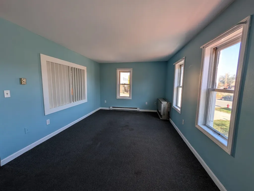 3 Market Street Somersworth NH 03878