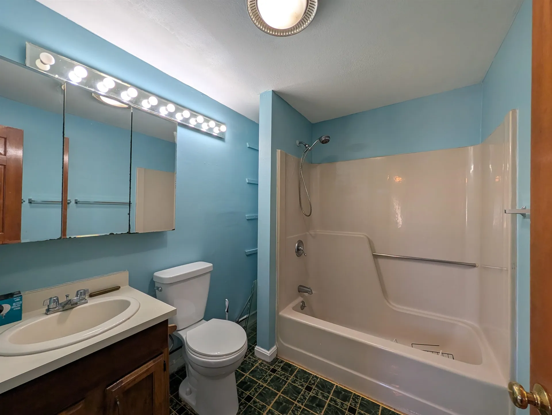 3 Market Street Somersworth NH 03878