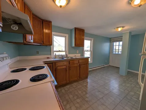 3 Market Street Somersworth NH 03878