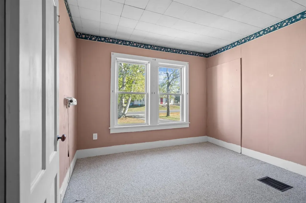 8 Francestown Turnpike Mont Vernon NH 03057