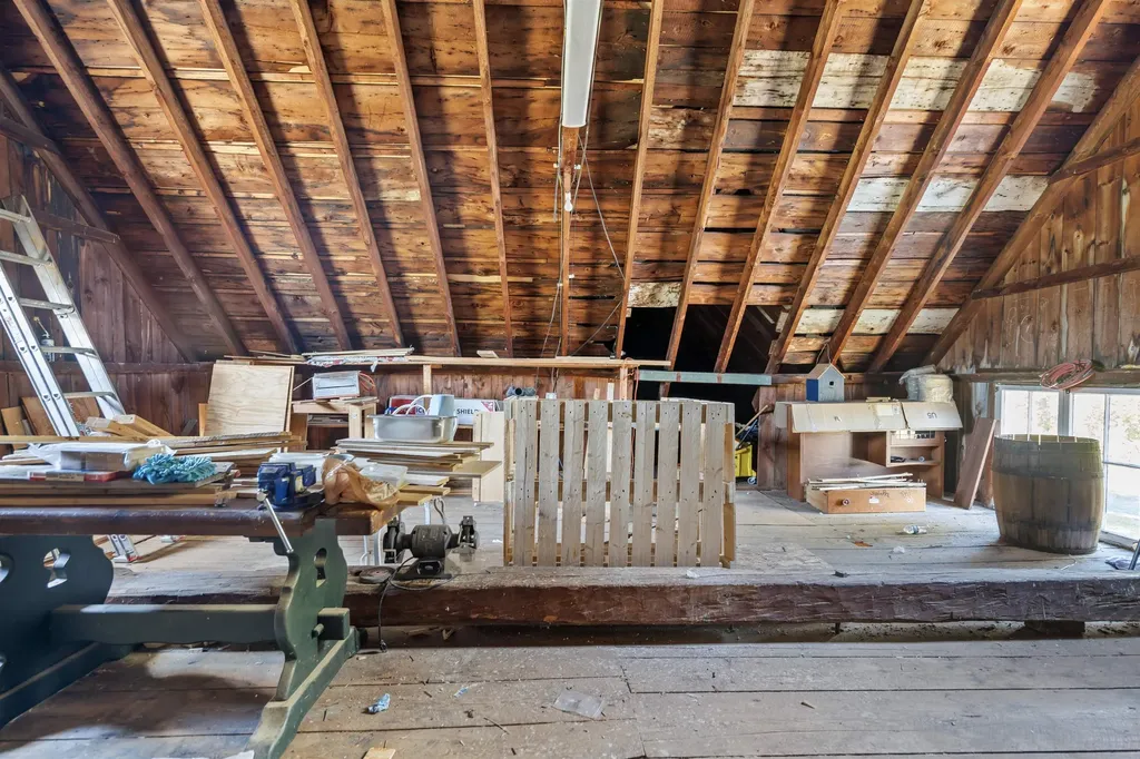 8 Francestown Turnpike Mont Vernon NH 03057