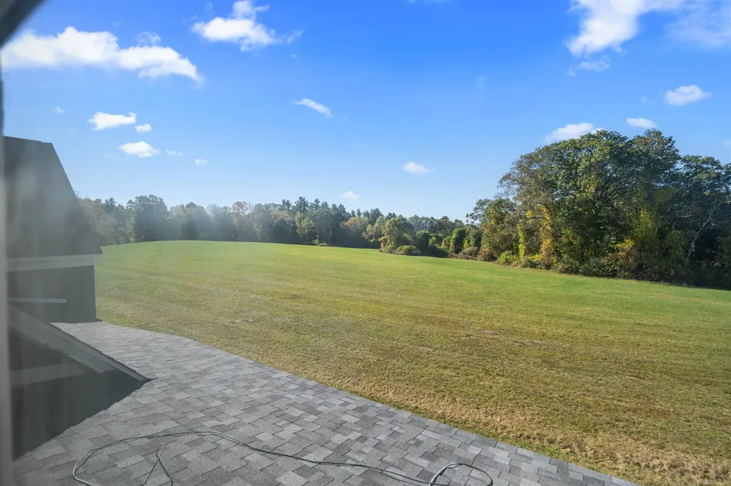 8 Francestown Turnpike Mont Vernon NH 03057