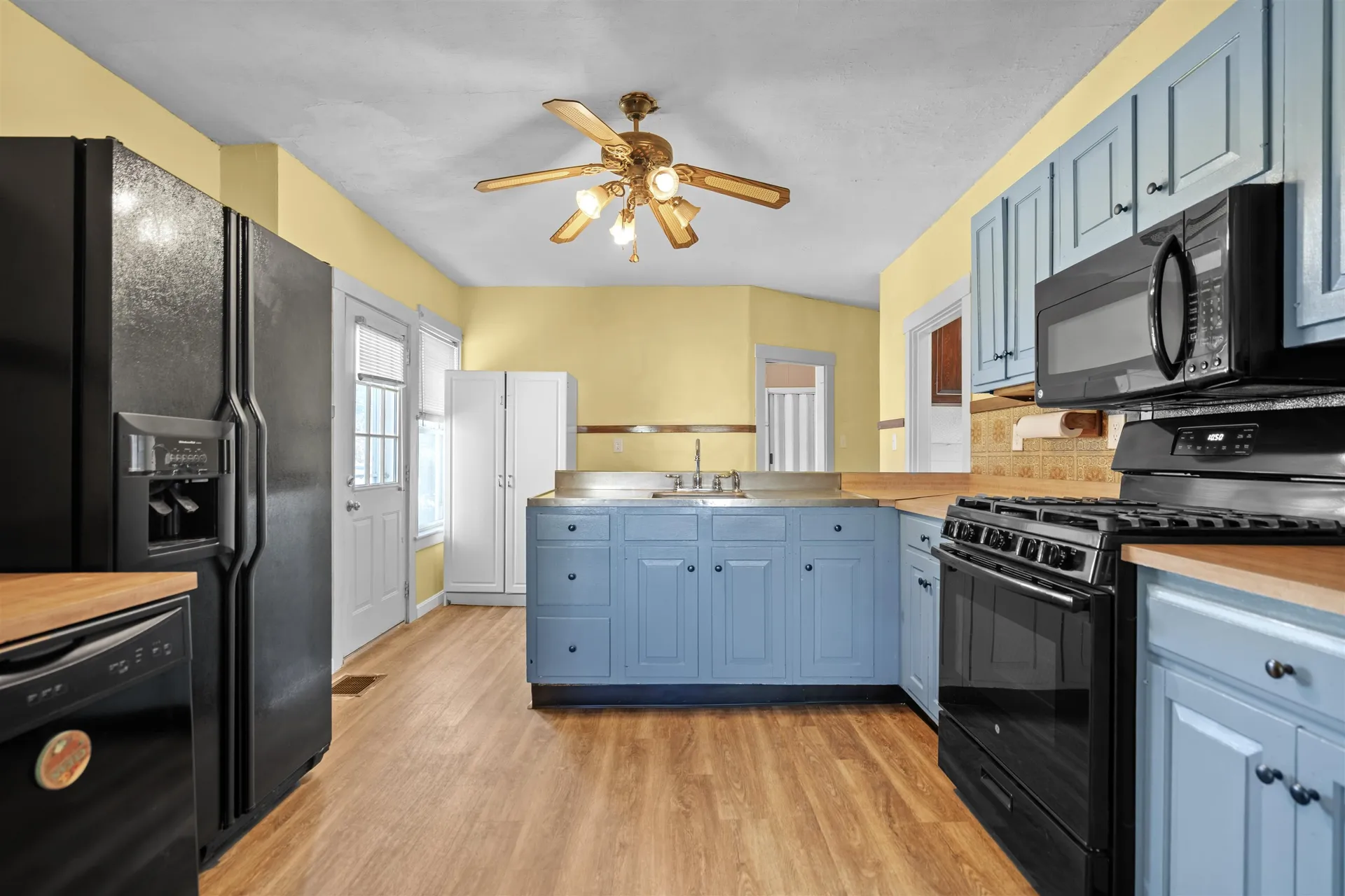 8 Francestown Turnpike Mont Vernon NH 03057