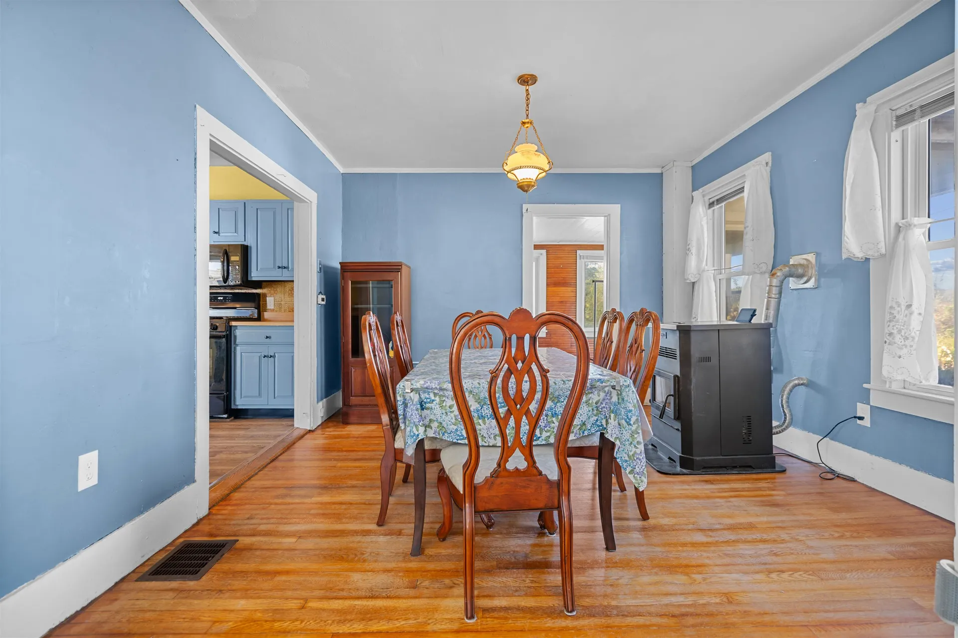 8 Francestown Turnpike Mont Vernon NH 03057