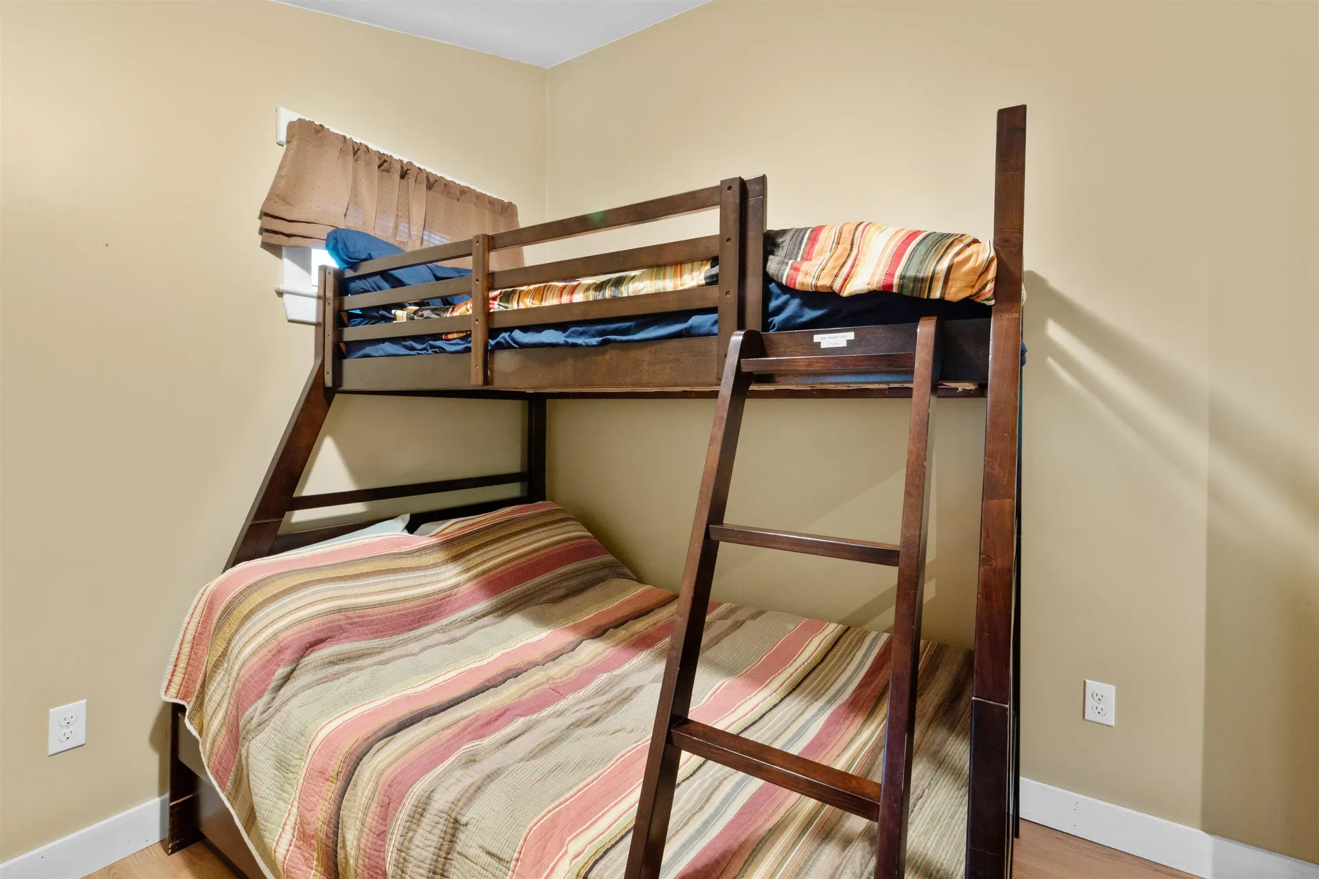 574 Old Mill Road Conway NH 03813