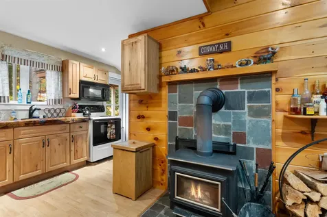 574 Old Mill Road Conway NH 03813