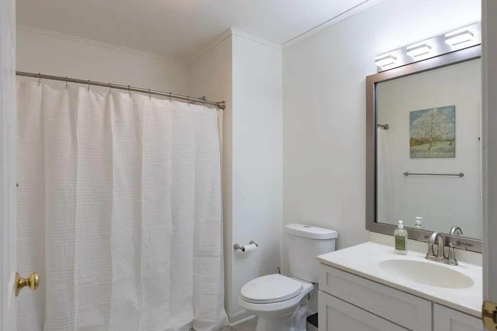 66 Starbird Road Jericho VT 05465