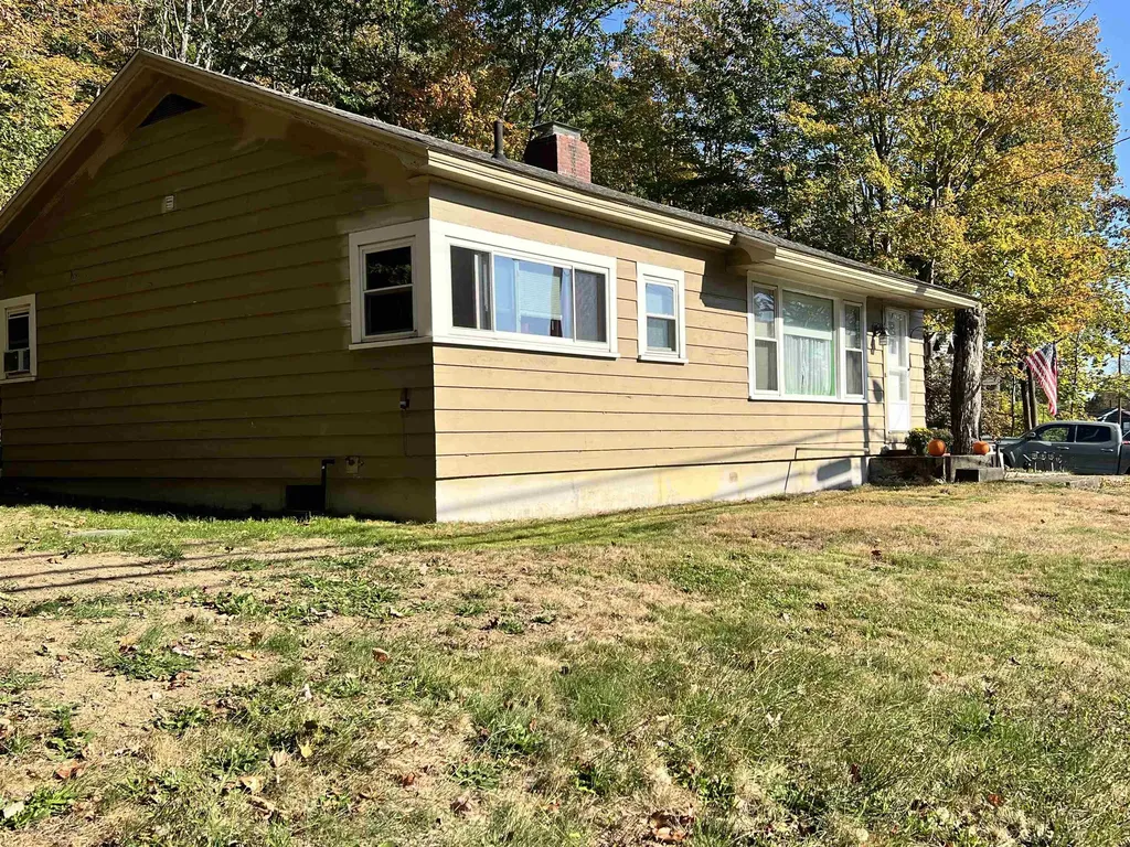 214 Main Street Alton NH 03809