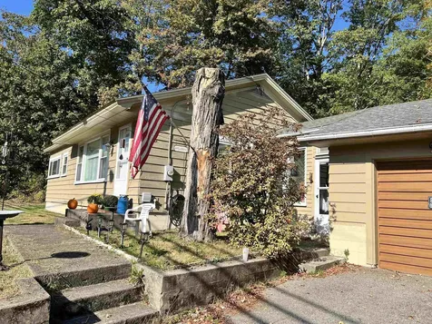 214 Main Street Alton NH 03809