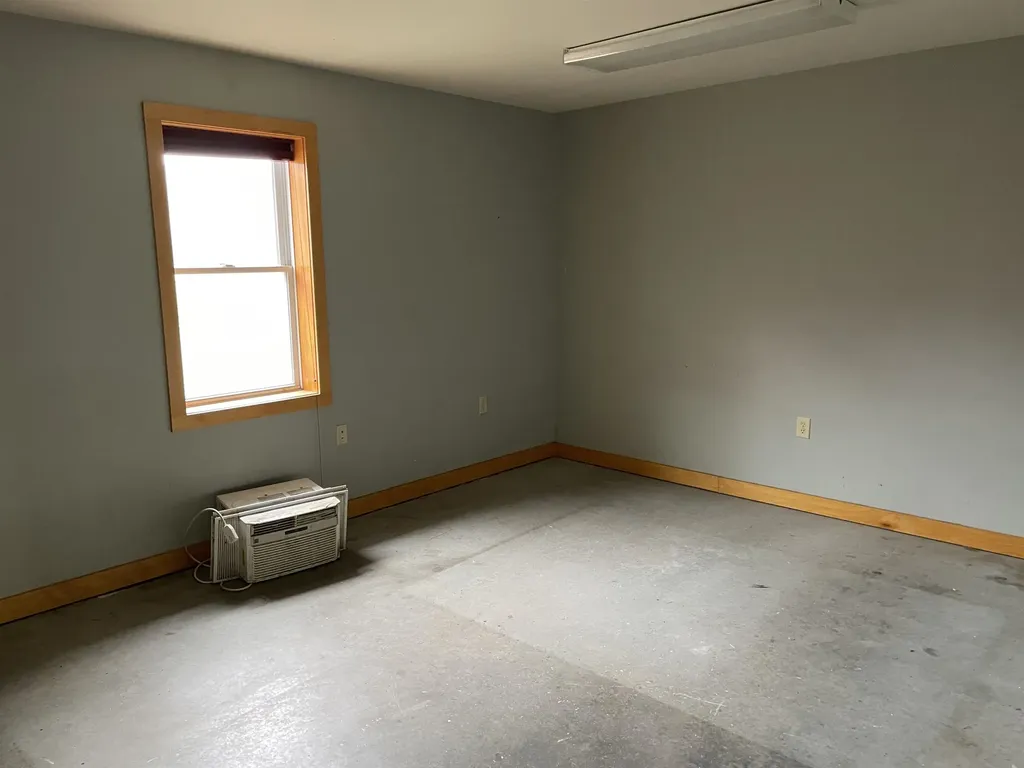 100 Cherry Tree Hill Lane Barton VT 05822