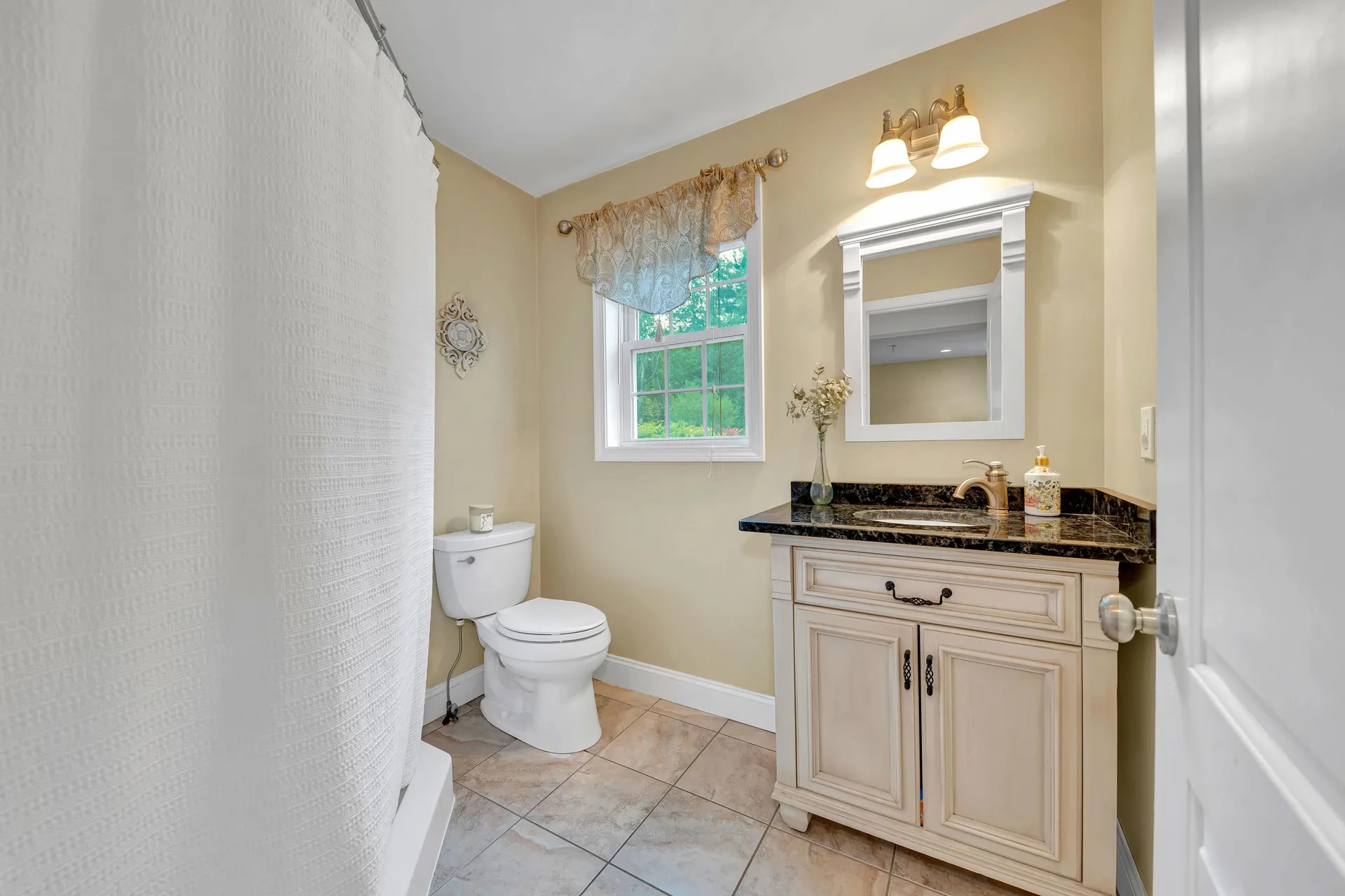 7 Coopers Grove Road Kingston NH 03848