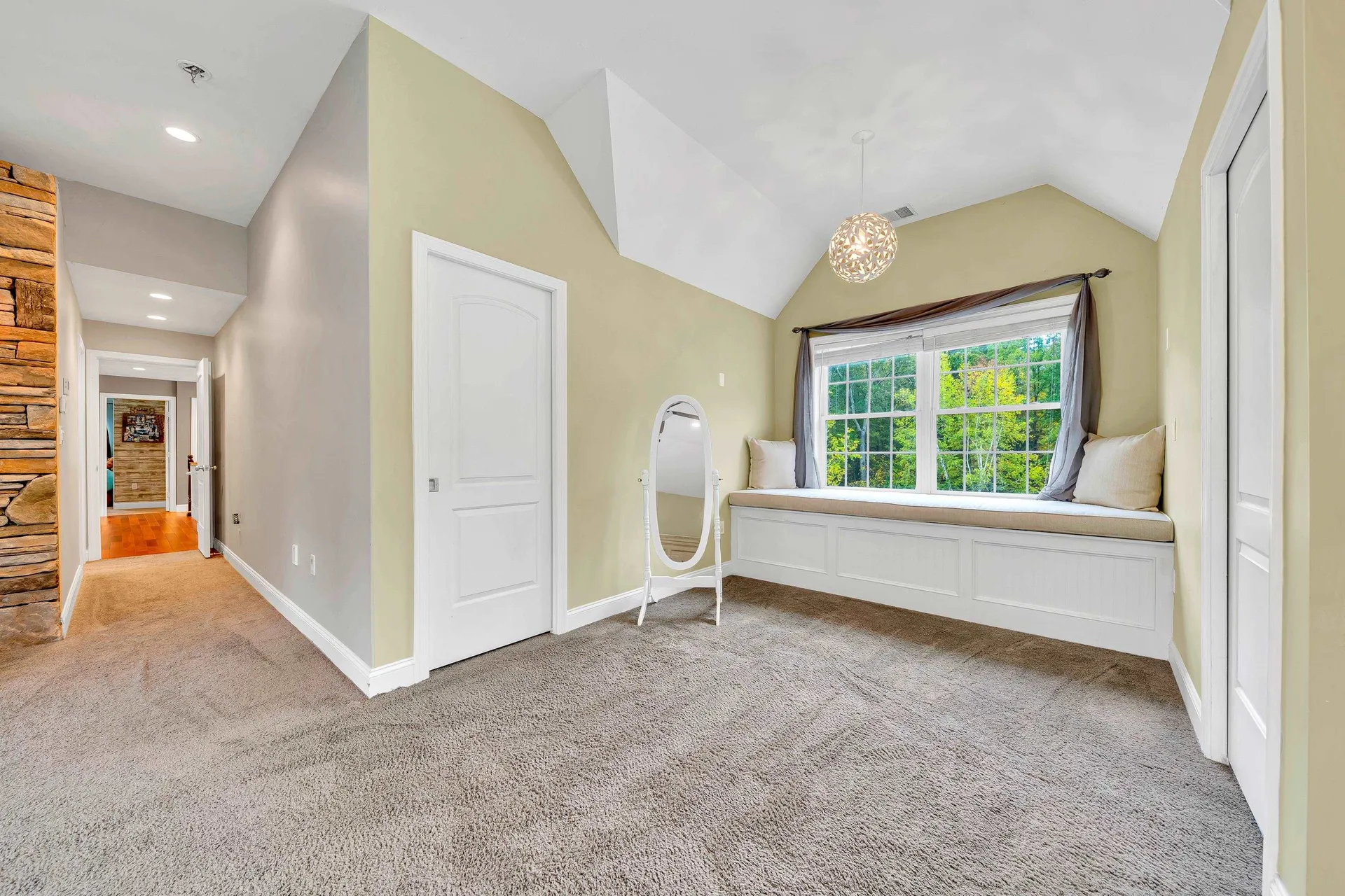 7 Coopers Grove Road Kingston NH 03848