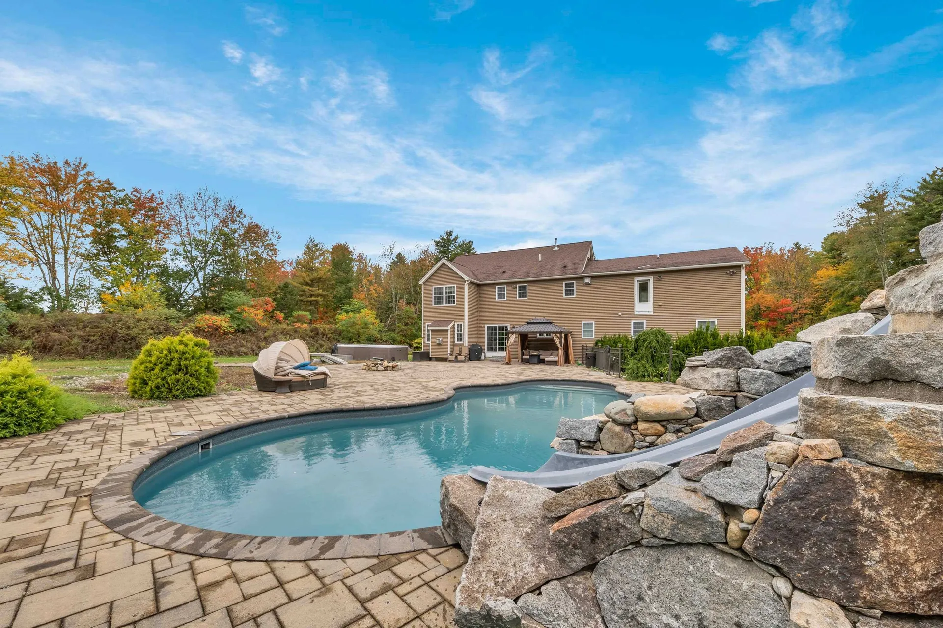 7 Coopers Grove Road Kingston NH 03848