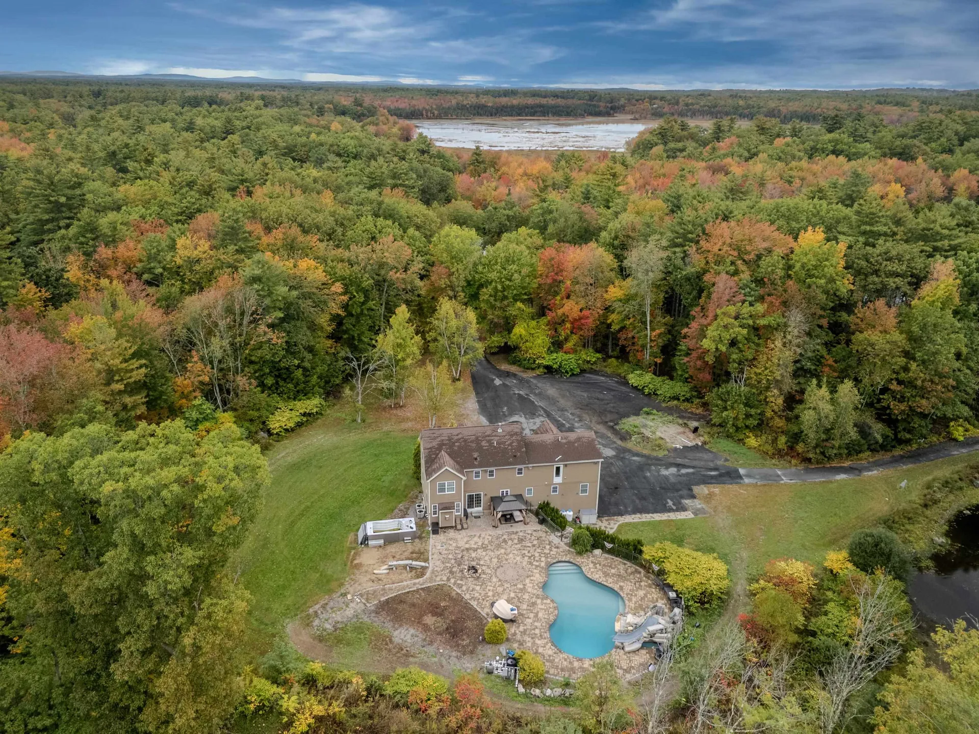 7 Coopers Grove Road Kingston NH 03848