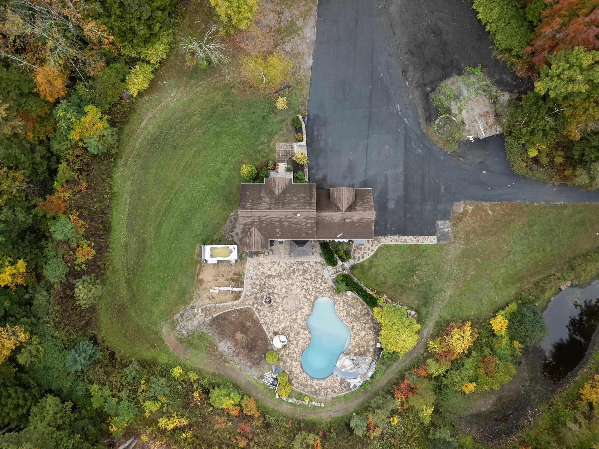 7 Coopers Grove Road Kingston NH 03848