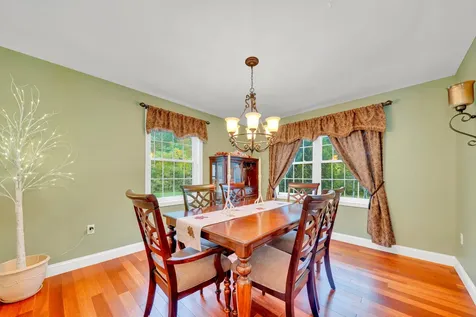 7 Coopers Grove Road Kingston NH 03848