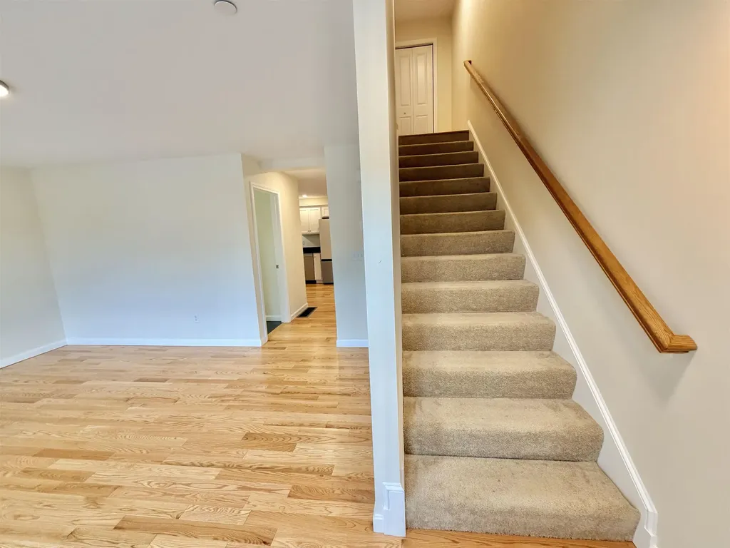 24 Sera Drive Nottingham NH 03290