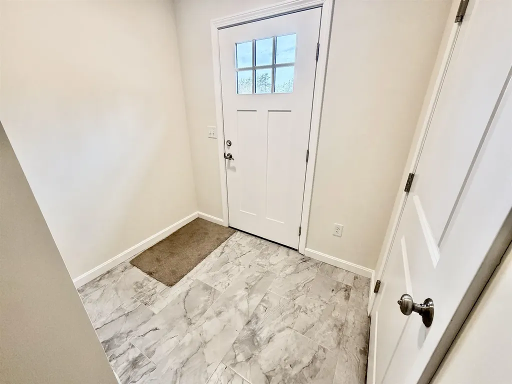 24 Sera Drive Nottingham NH 03290