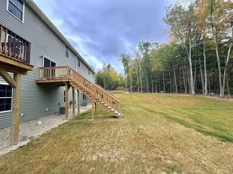 24 Sera Drive Nottingham NH 03290