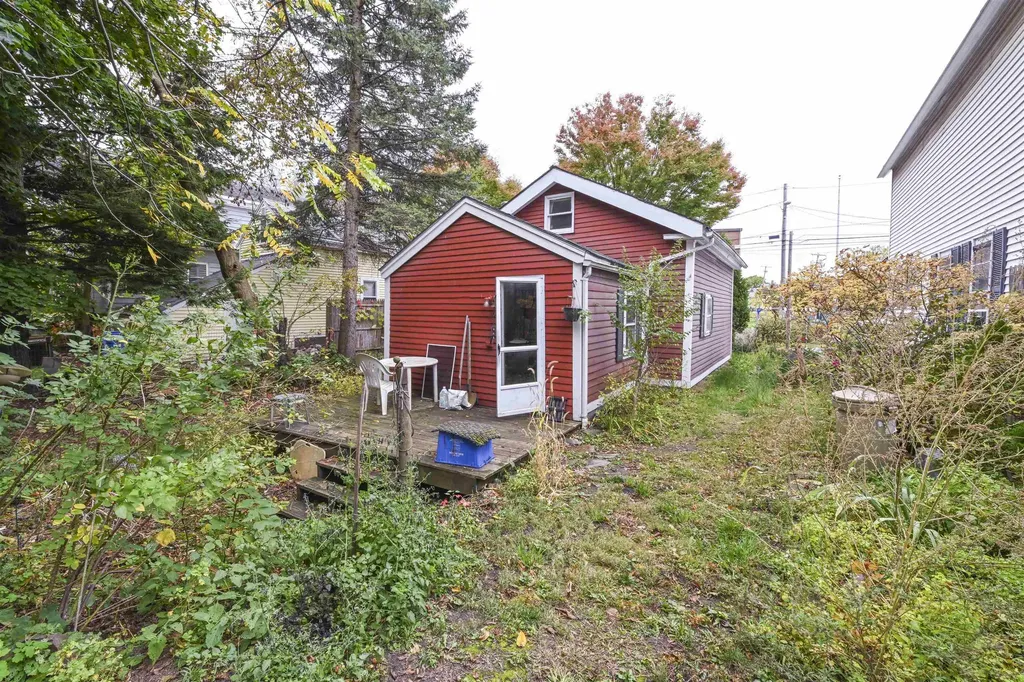 12 East Avenue Burlington VT 05401