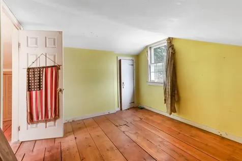 12 East Avenue Burlington VT 05401