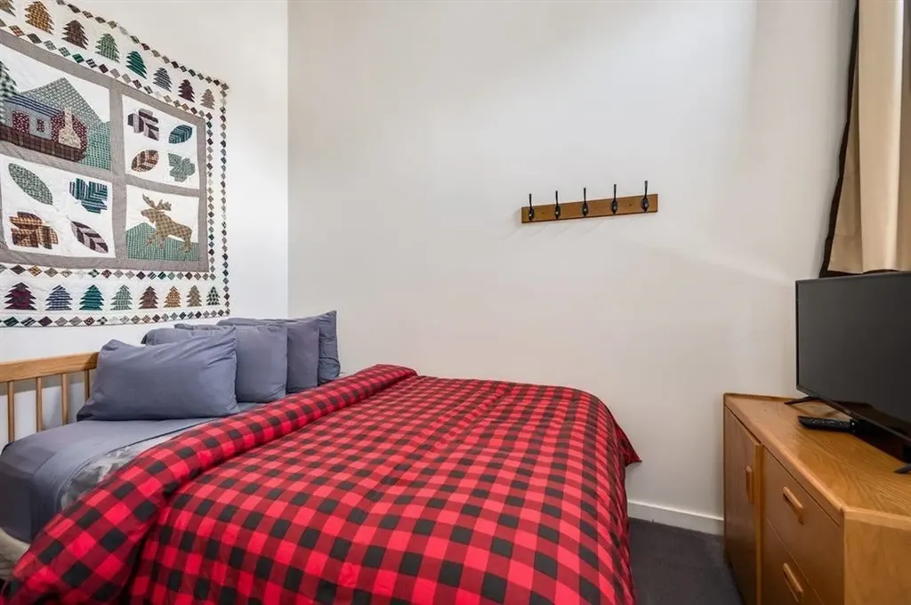 36 Lodge Road Lincoln NH 03251