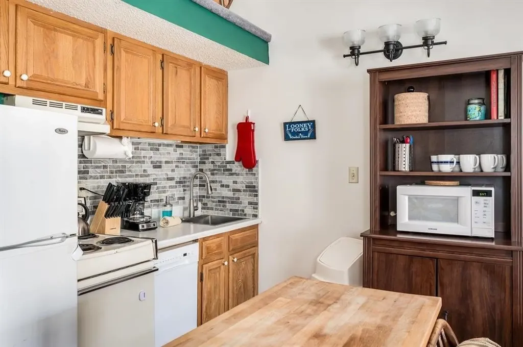 36 Lodge Road Lincoln NH 03251