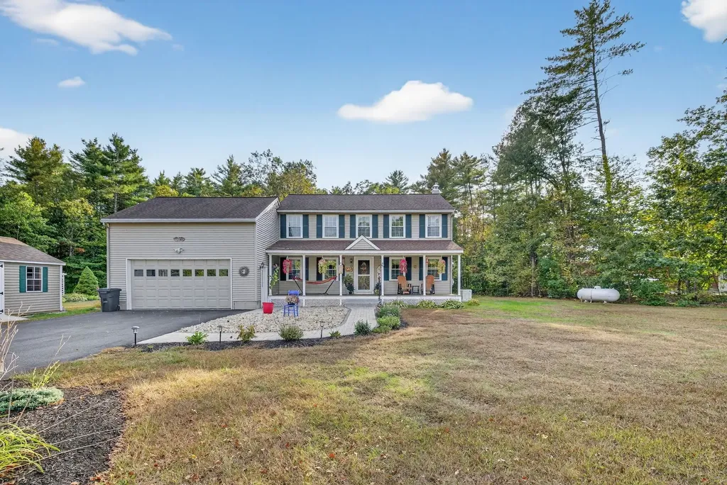 23 Old Town Road Weare NH 03281