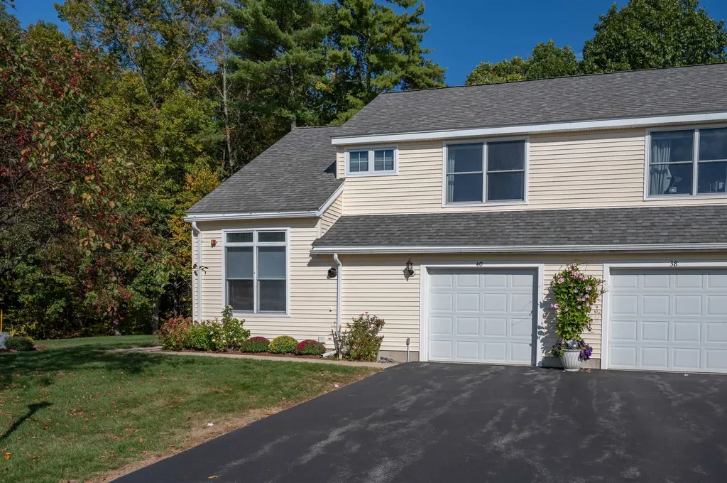 40 Coles Way Atkinson NH 03811