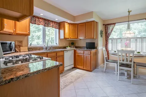 40 Coles Way Atkinson NH 03811