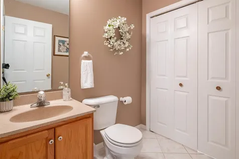 40 Coles Way Atkinson NH 03811