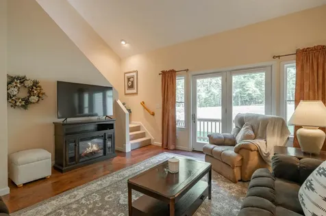 40 Coles Way Atkinson NH 03811