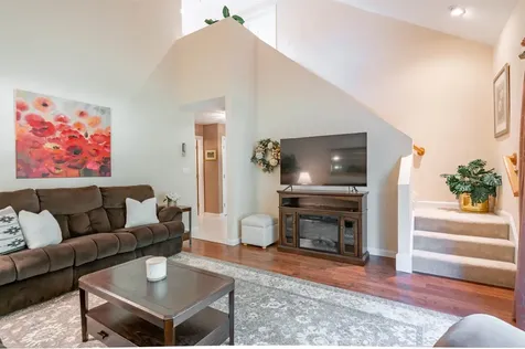 40 Coles Way Atkinson NH 03811