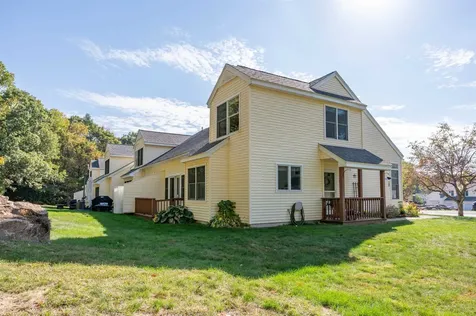 40 Coles Way Atkinson NH 03811