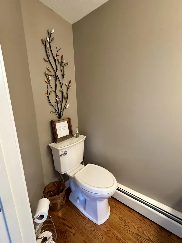 23 Pondview Drive Merrimack NH 03054