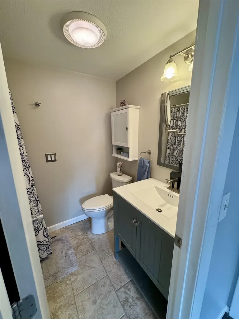 23 Pondview Drive Merrimack NH 03054