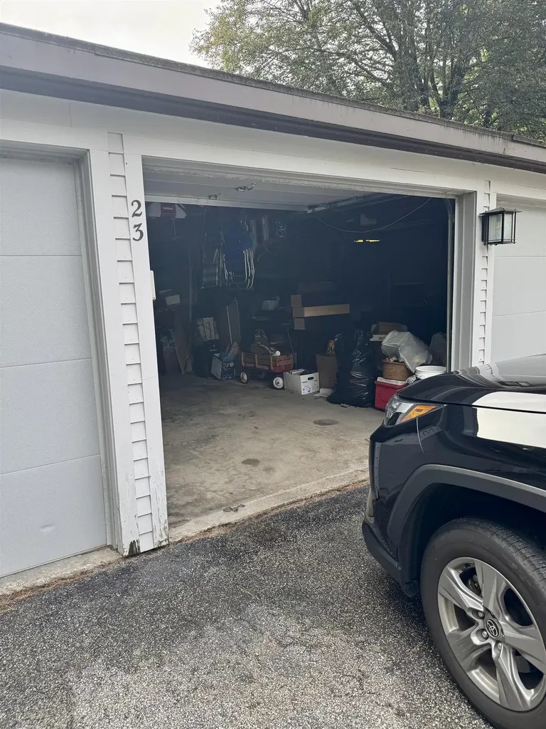 23 Pondview Drive Merrimack NH 03054