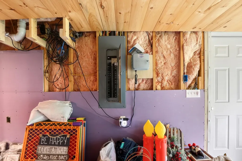 73 Old Woods Road Northwood NH 03261