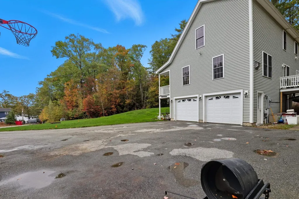 73 Old Woods Road Northwood NH 03261