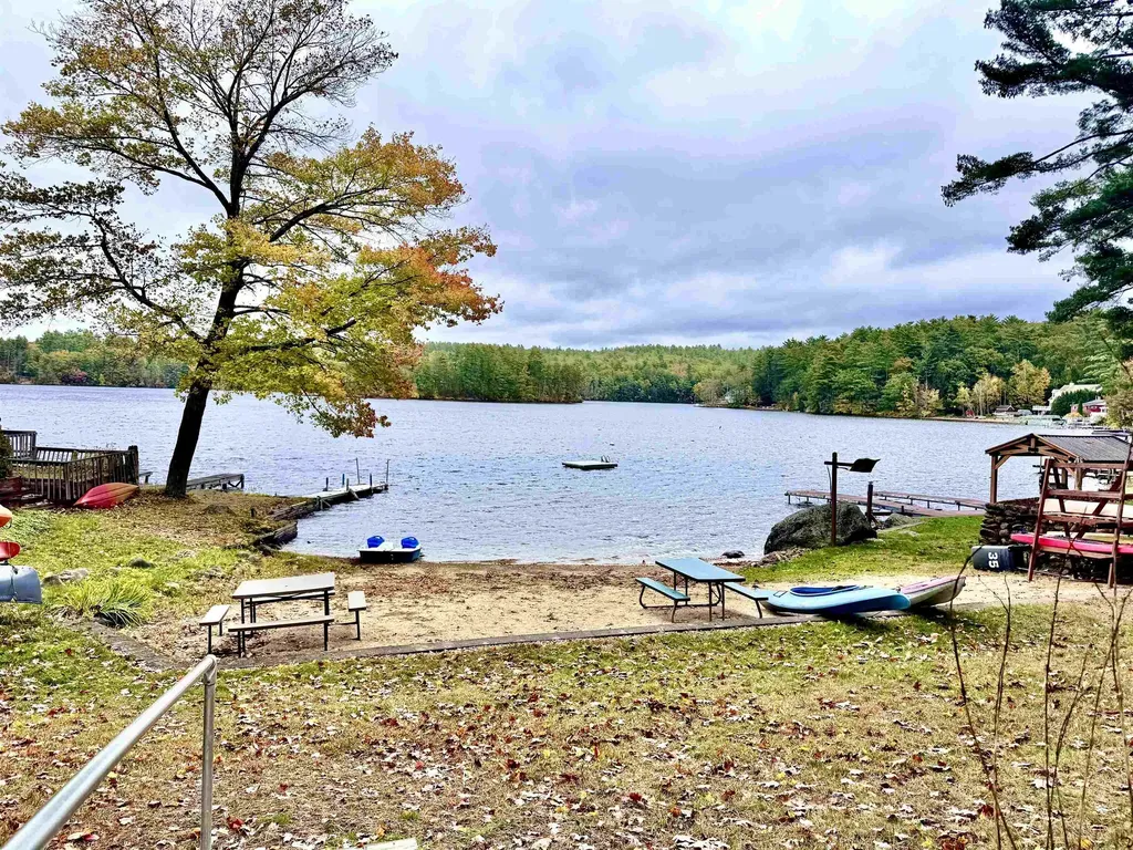 73 Old Woods Road Northwood NH 03261