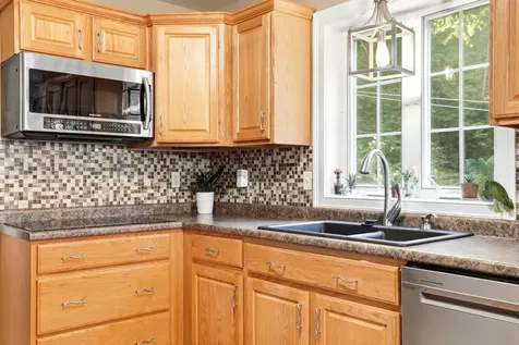 73 Old Woods Road Northwood NH 03261