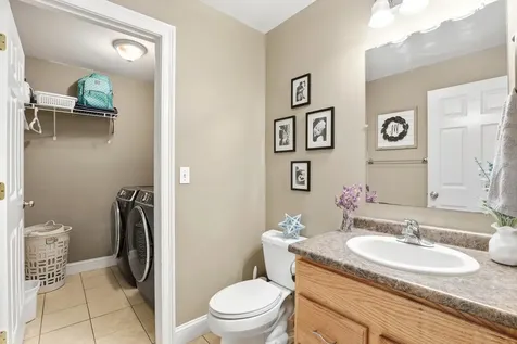 73 Old Woods Road Northwood NH 03261