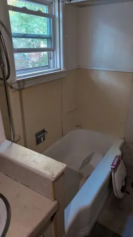 33 Avery Street Laconia NH 03246